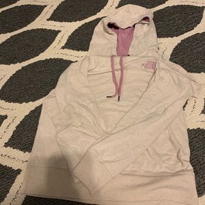 North face long sleeve shirt with hood